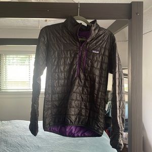 Patagonia 1/2 zip micro pufff